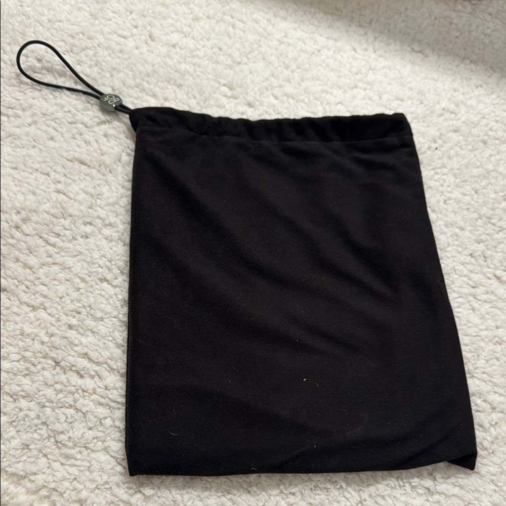 Elegant Black Dust Bag
